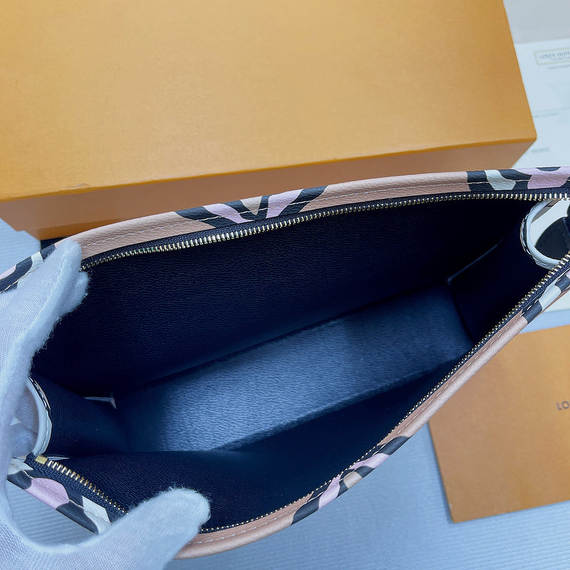 I W Fashion Lu-Vi bags - 8902