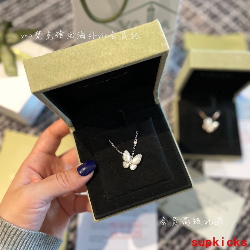 Van Cleef & Arples Jewelry