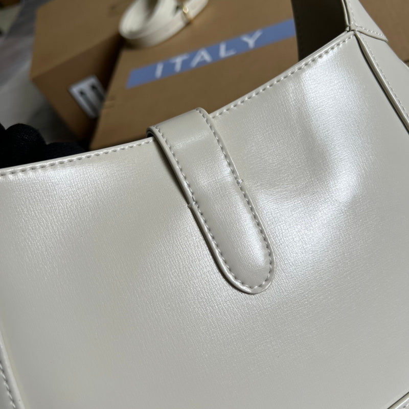 PHA - GUKI Bags - 1040