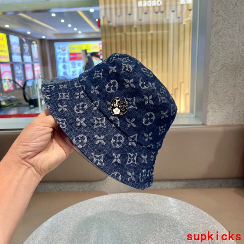Louis Vuitton Luxury Cap
