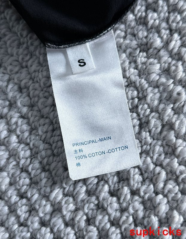 Moncler Luxury Cloth