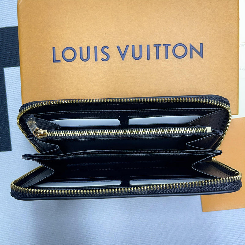 I W Fashion Lu-Vi bags - 8732
