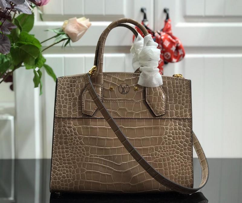 Chloe’s Picks - LOV Bags - 2683