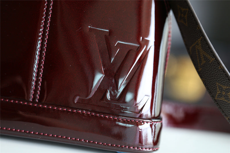 I W Fashion Lu-Vi bags - 8279