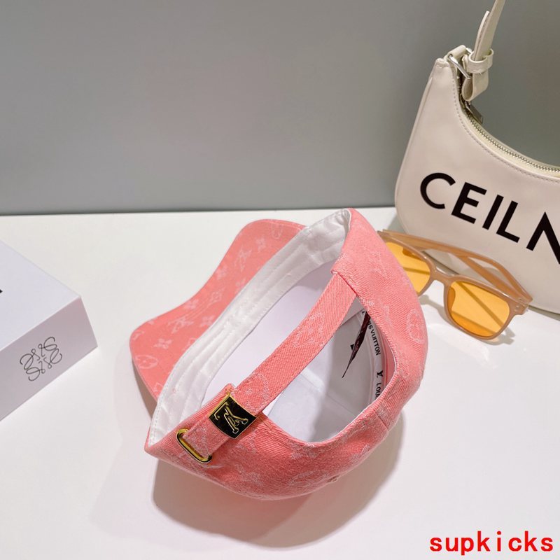 Louis Vuitton Luxury Cap