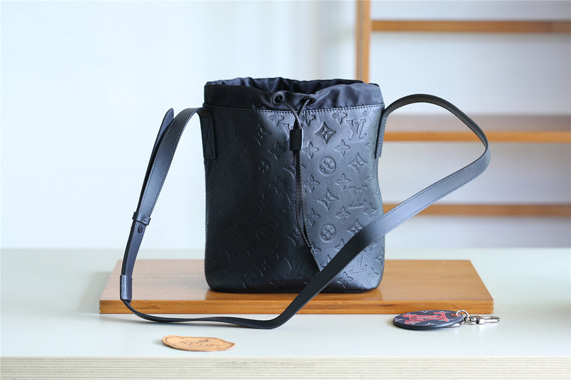I W Fashion Lu-Vi bags - 10488