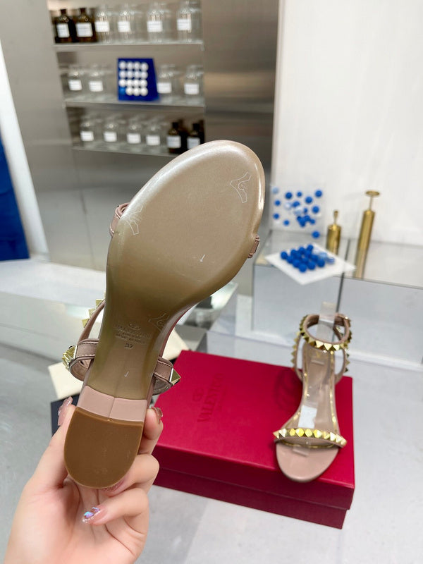 Valentino GARAVANI Luxury Shoes
