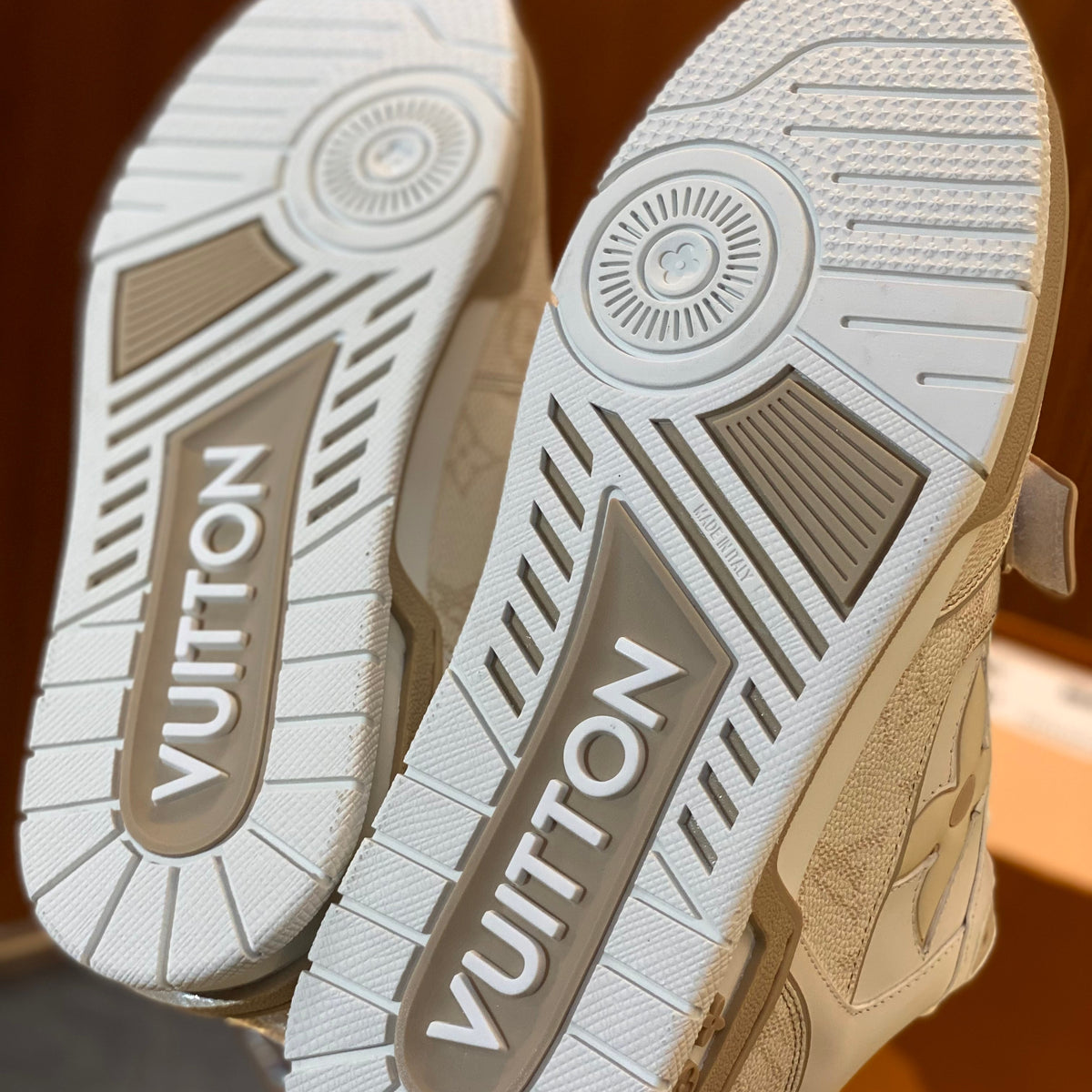 LOU TRAINERS