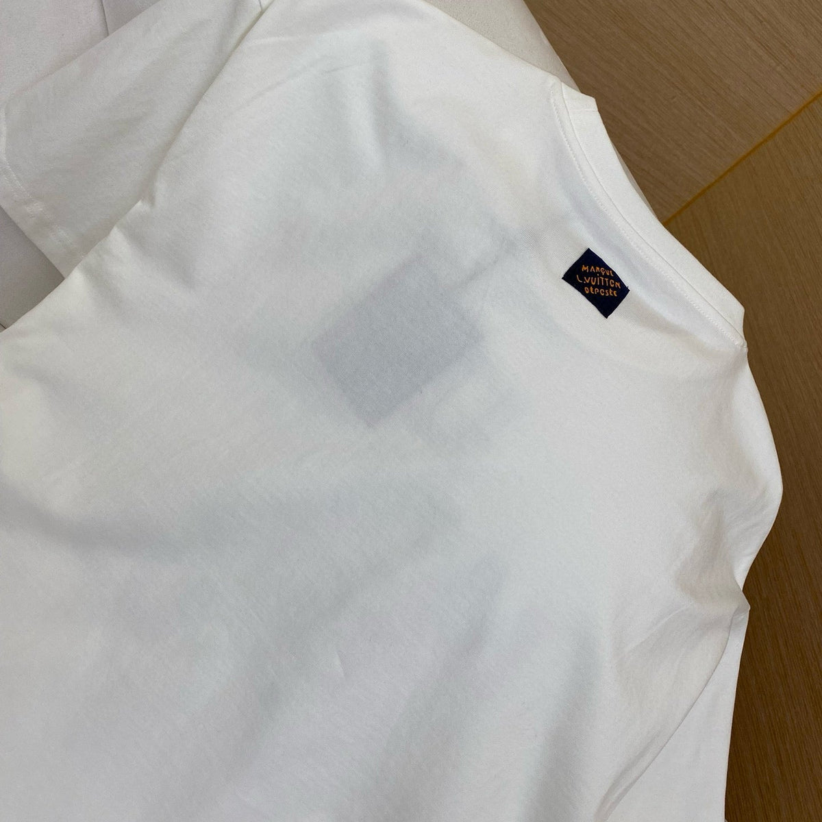 LOU T-SHIRT