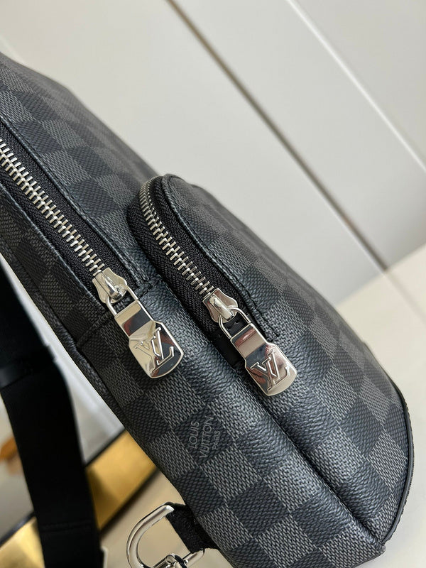 I W Fashion Lu-Vi bags - 17316