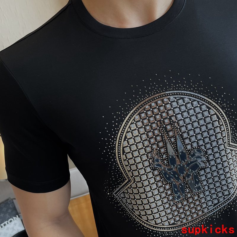 Moncler Luxury Cloth
