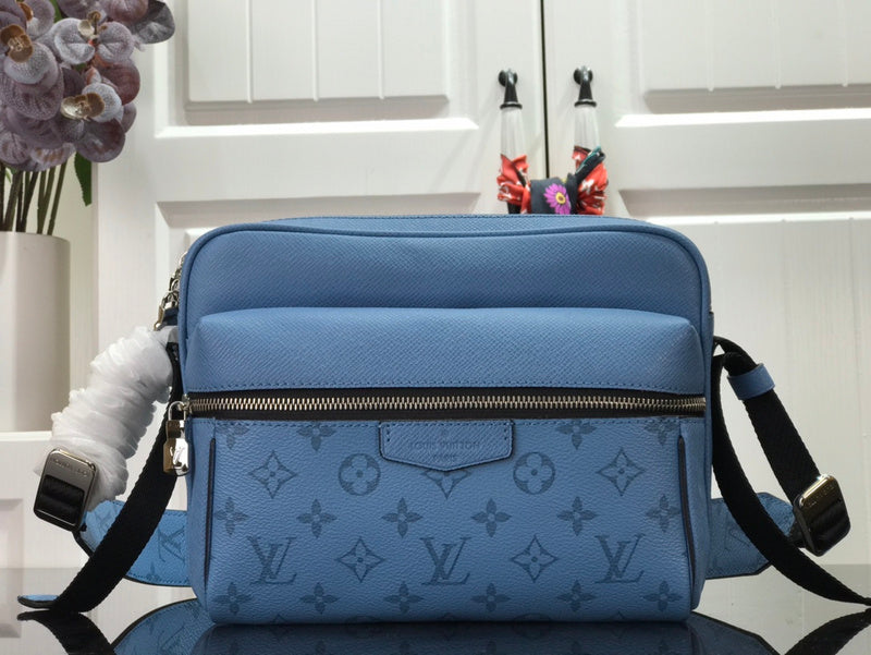 I W Fashion Lu-Vi bags - 17562