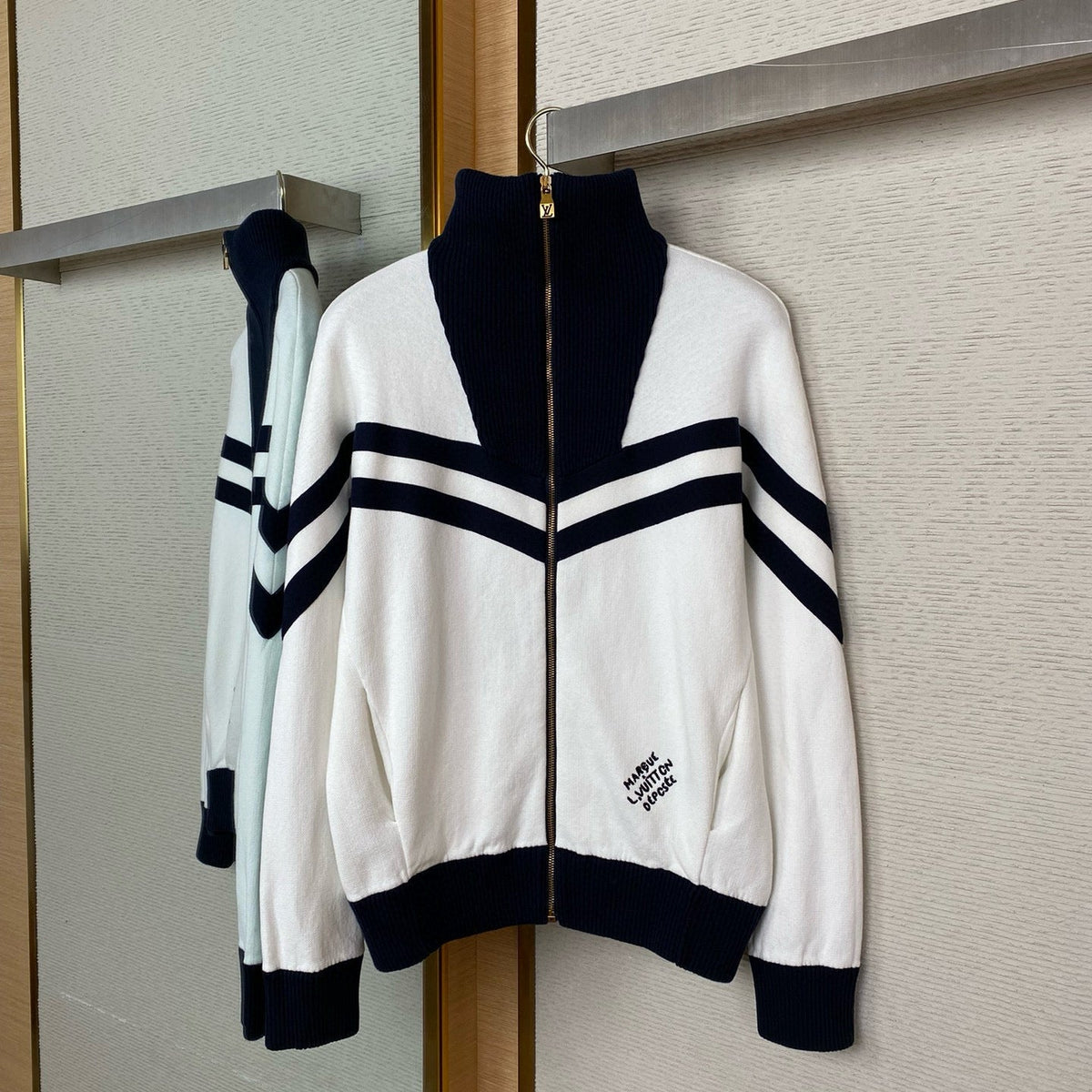 LOU ZIP JUMPER