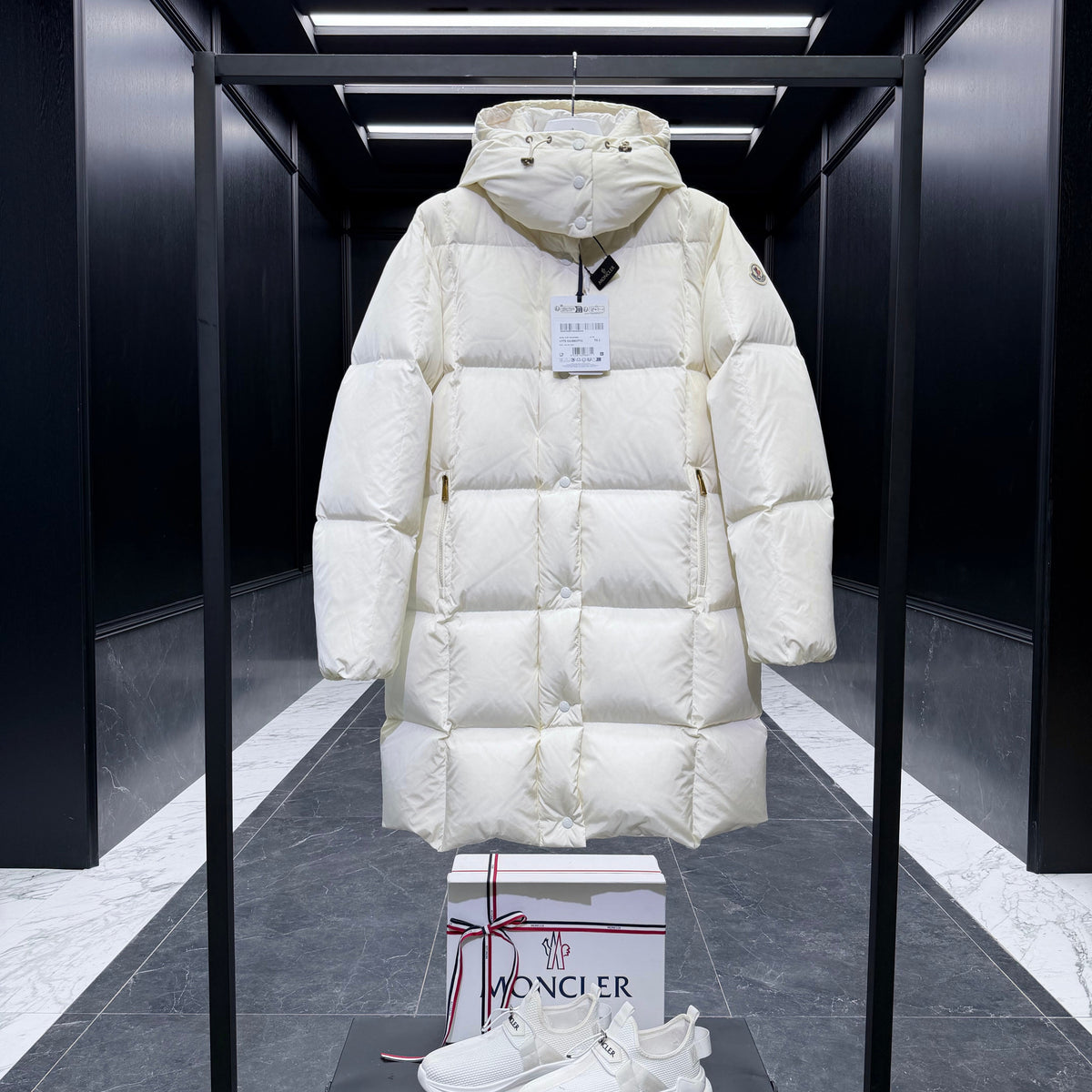 MONC LITTE COAT