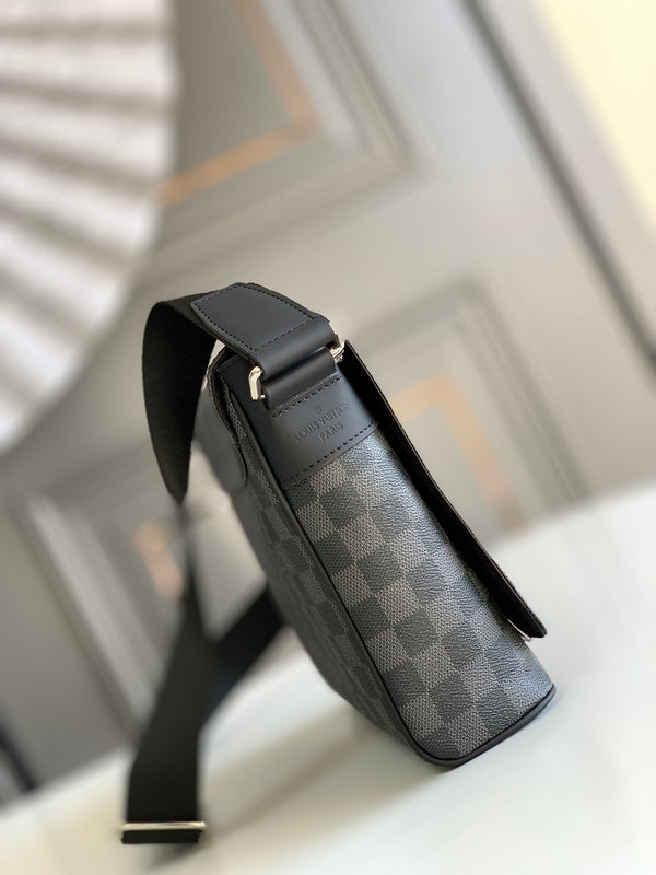 I W Fashion Lu-Vi Bags - 16949