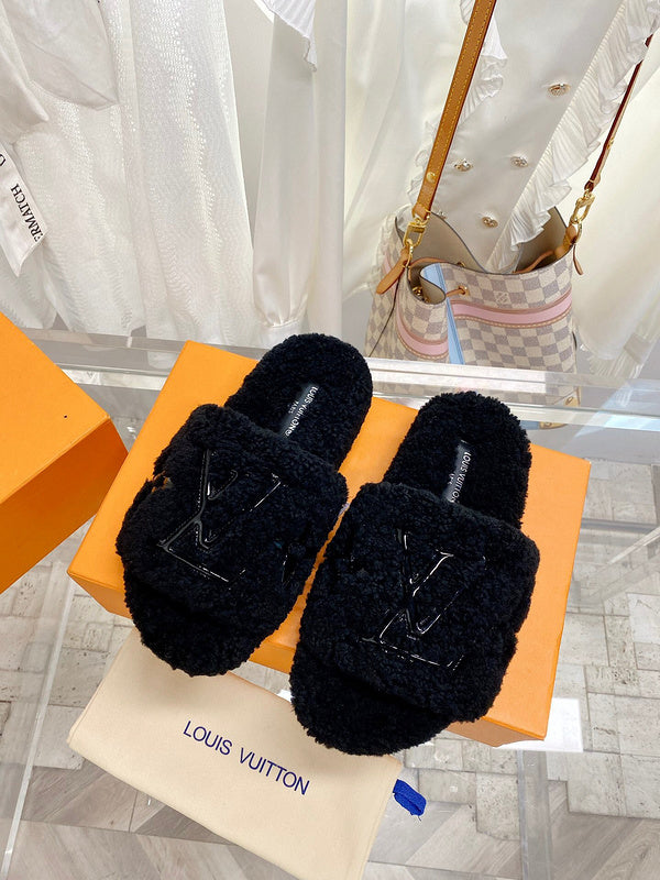 Louis Vuittion Luxury Shoes