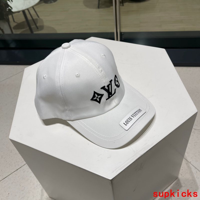 Louis Vuitton Luxury Cap