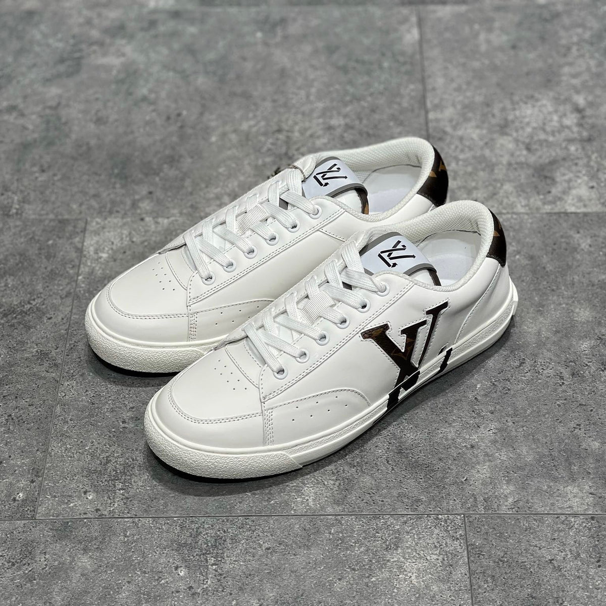 LOU TRAINERS