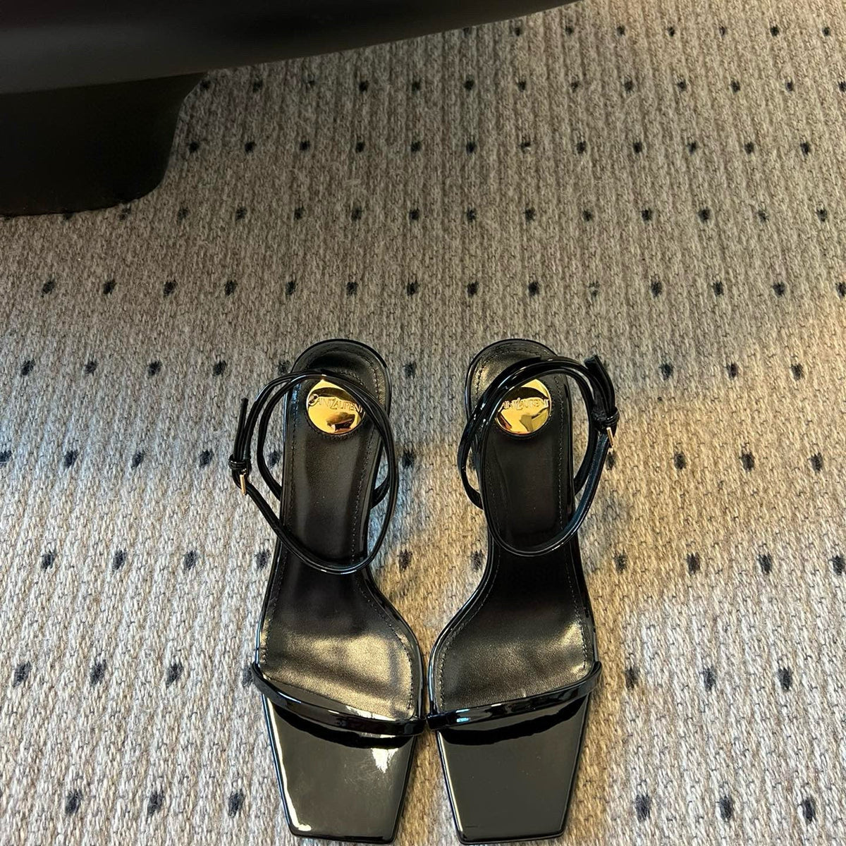 SL HEELS
