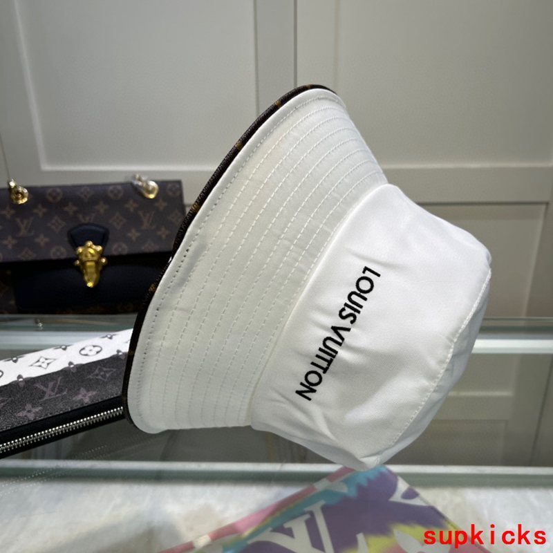 Louis Vuitton Luxury Cap