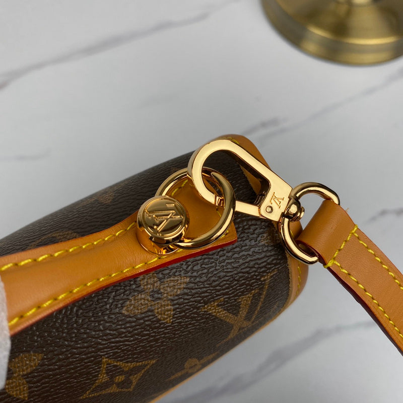 I W Fashion Lu-Vi bags - 17351