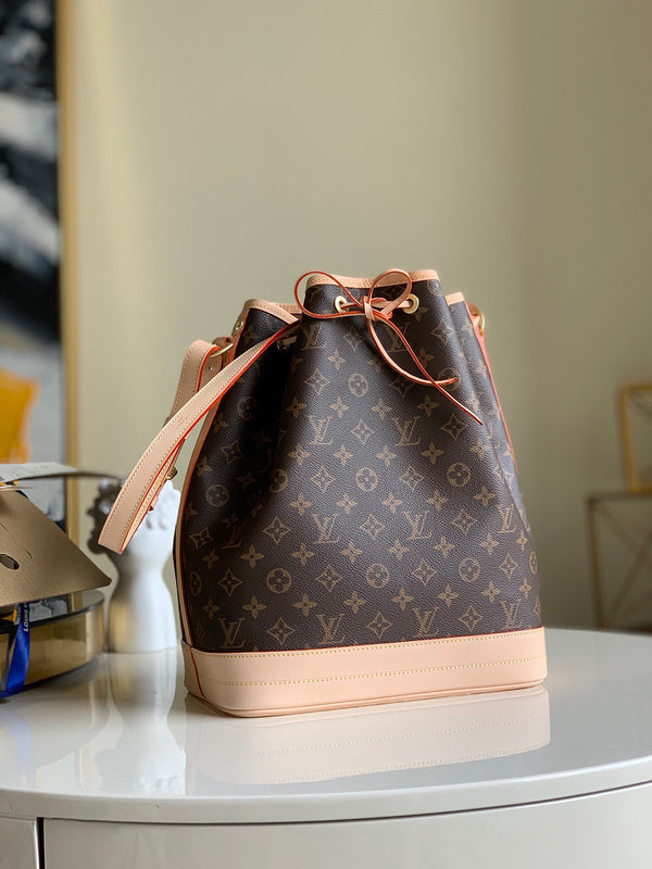I W Fashion Lu-Vi bags - 17337