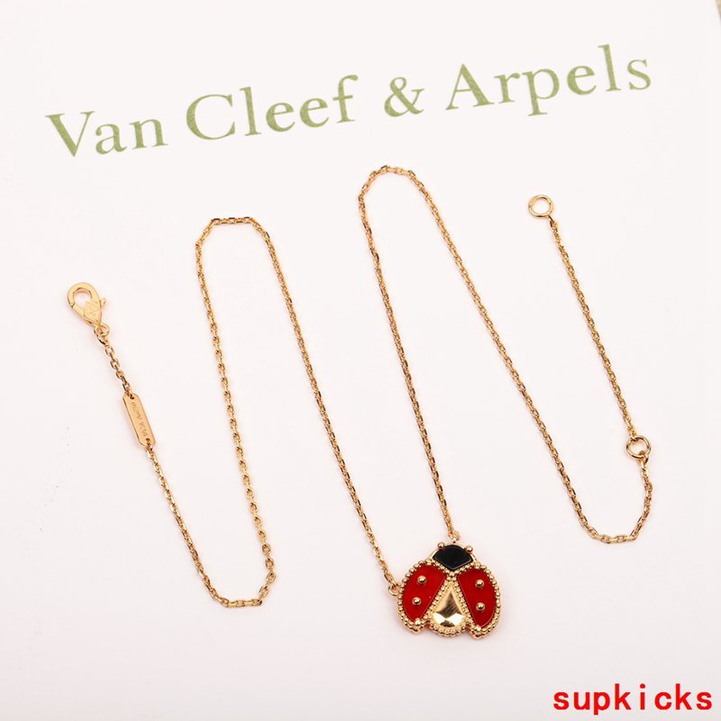Van Cleef & Arples Jewelry