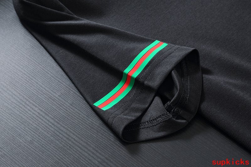 Moncler Luxury Cloth