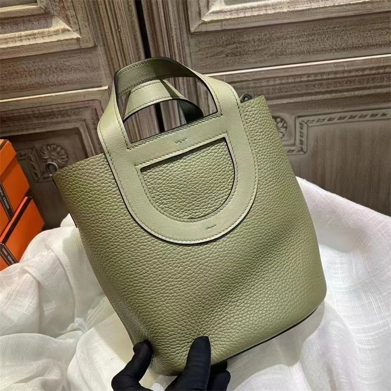 PHA - HMS Bags - 802