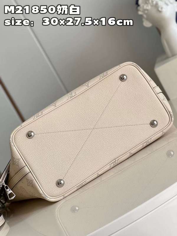 LOV2 Bags - Luxurious Bags  328