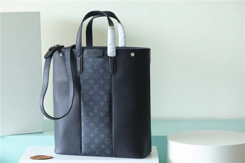 PHA - LOV Bags - 556