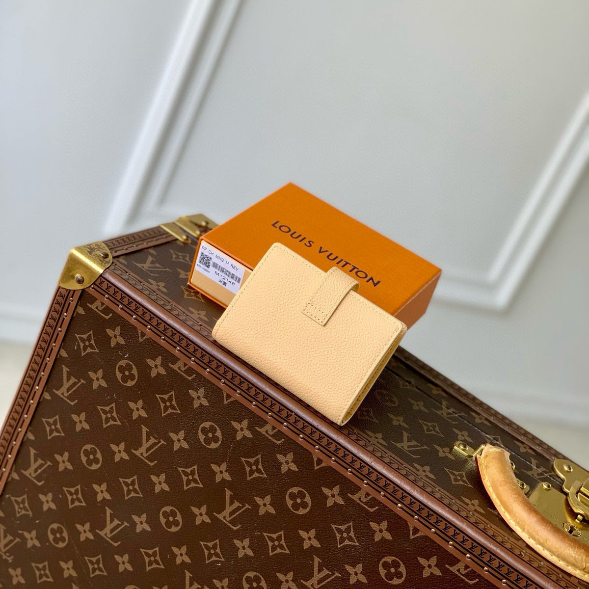 LOU LOW KEY COMPACT WALLET