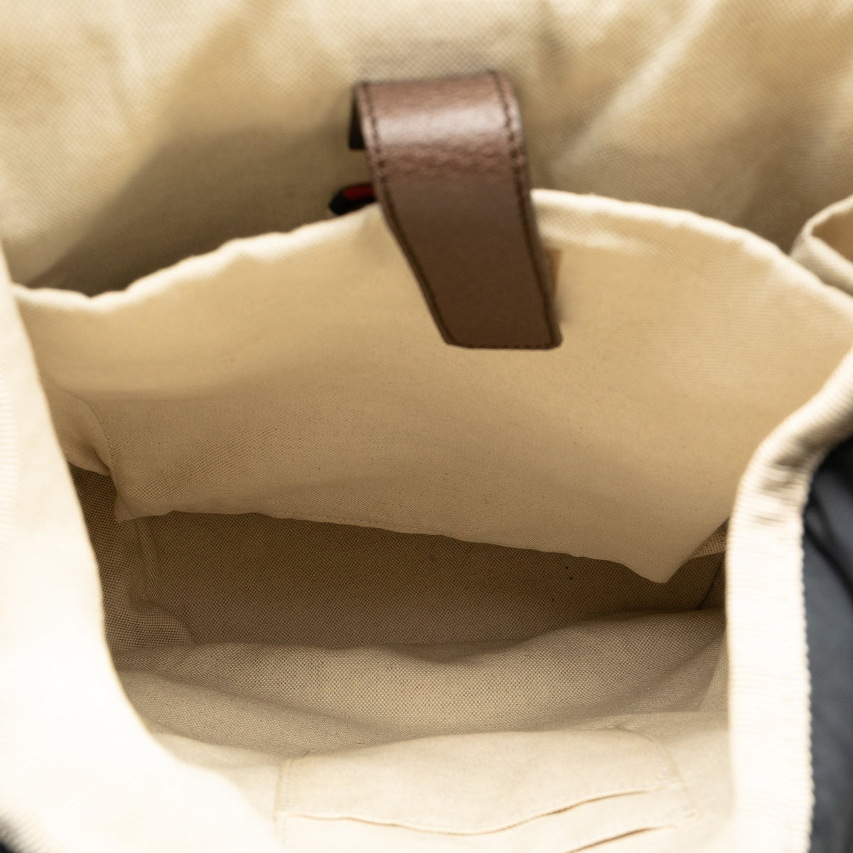GUCCI GG Supreme Courrier Backpack