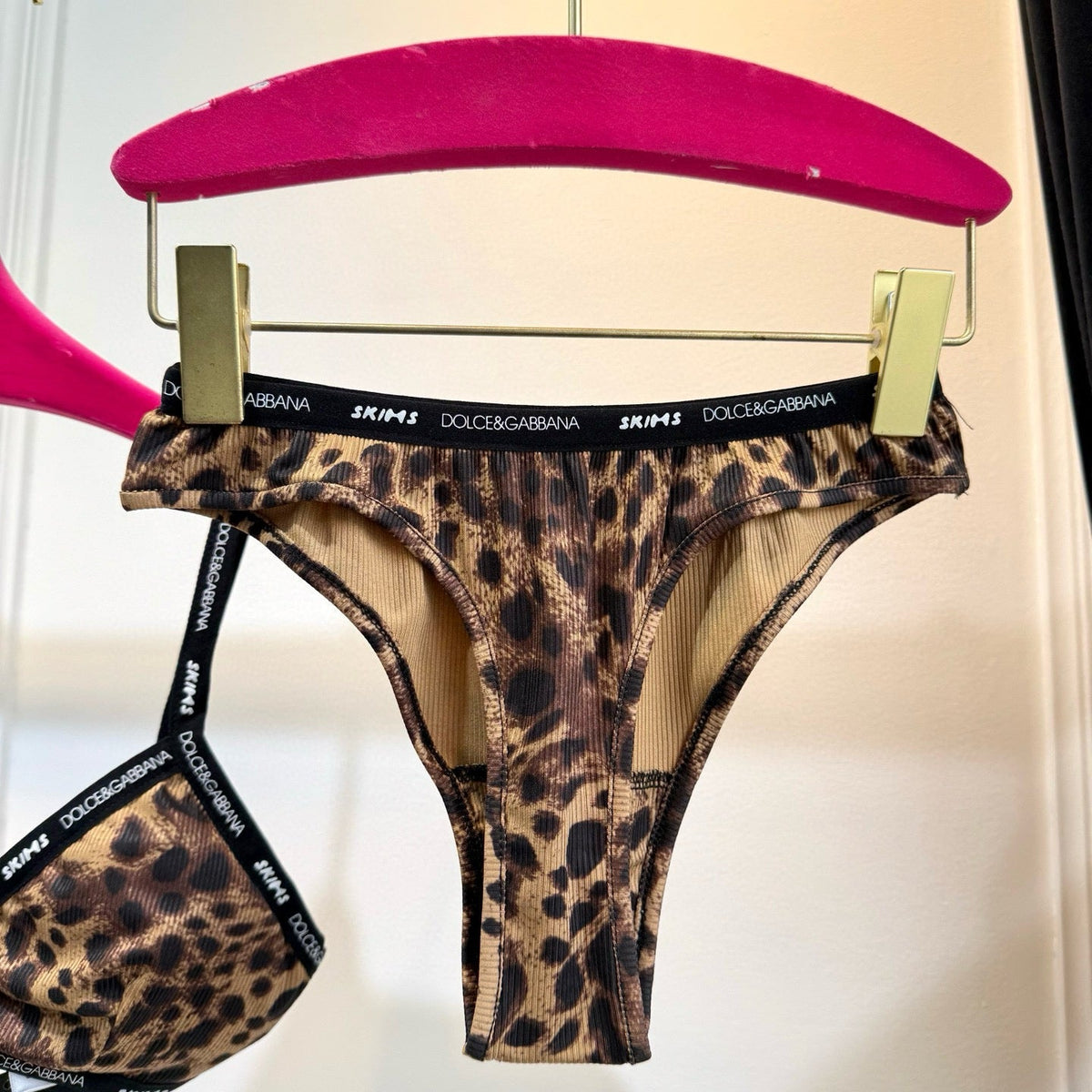 SKIMS x DG BRA SET