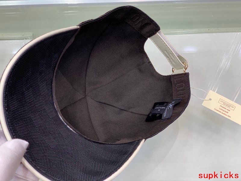 Louis Vuitton Luxury Cap