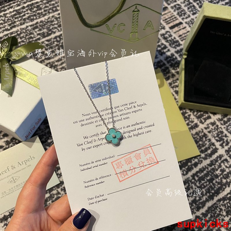 Van Cleef & Arples Jewelry