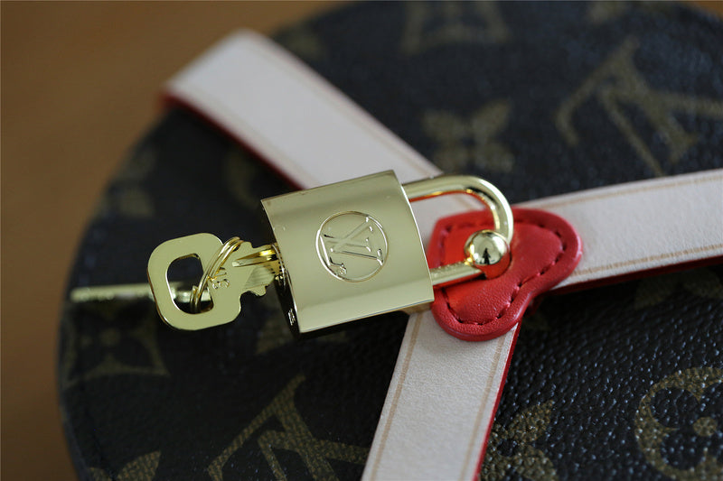 I W Fashion Lu-Vi bags - 9355