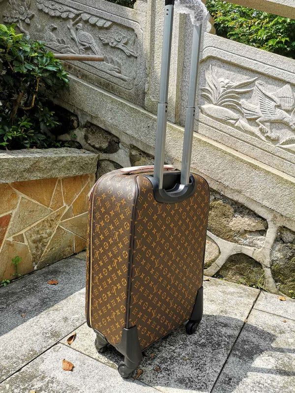 I W Fashion Lu-Vi bags - 11385