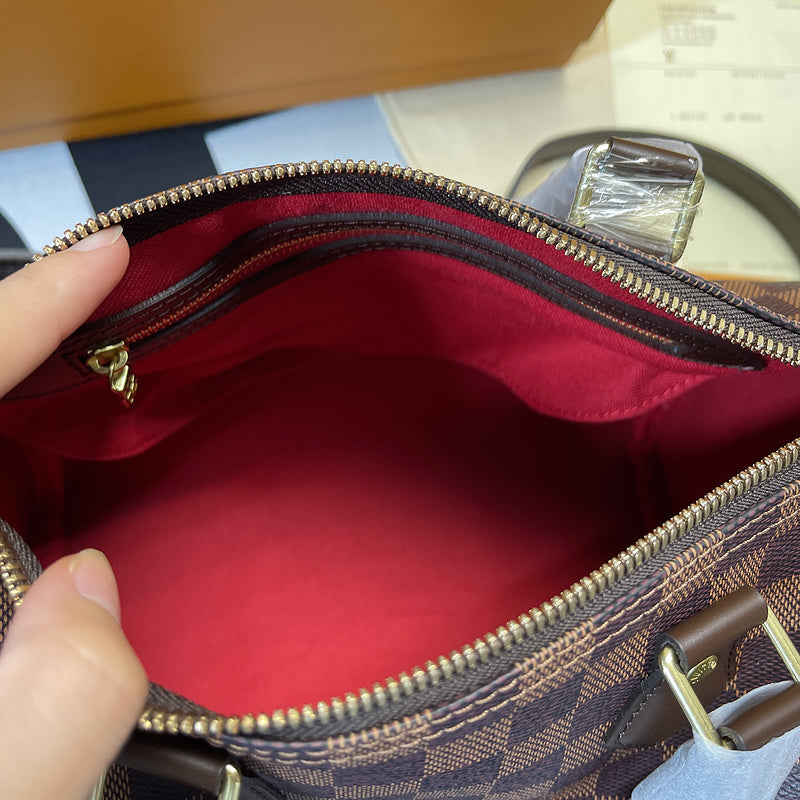 I W Fashion Lu-Vi bags - 8149