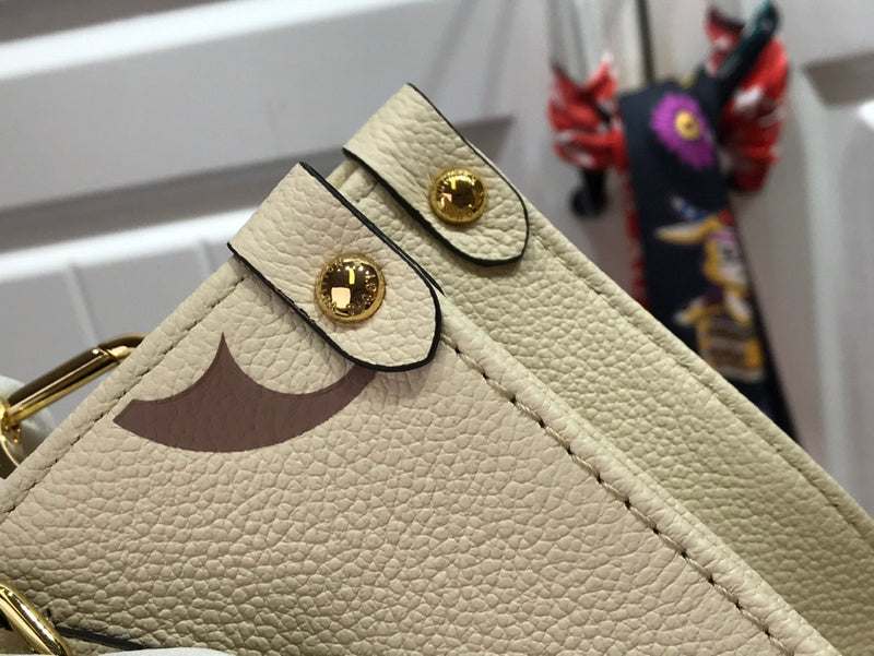 I W Fashion Lu-Vi bags - 17631