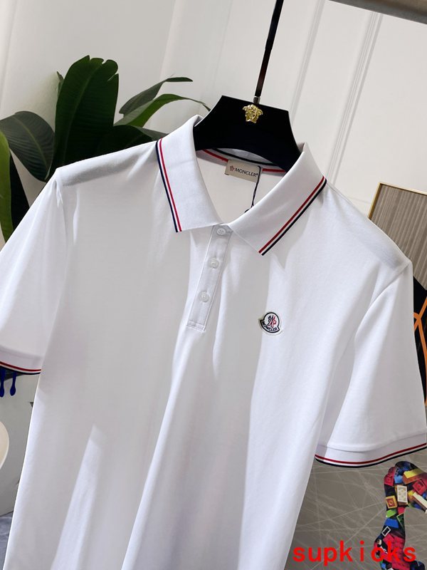 Moncler Luxury Cloth