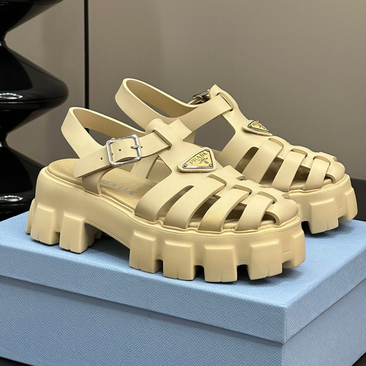 PD SANDALS