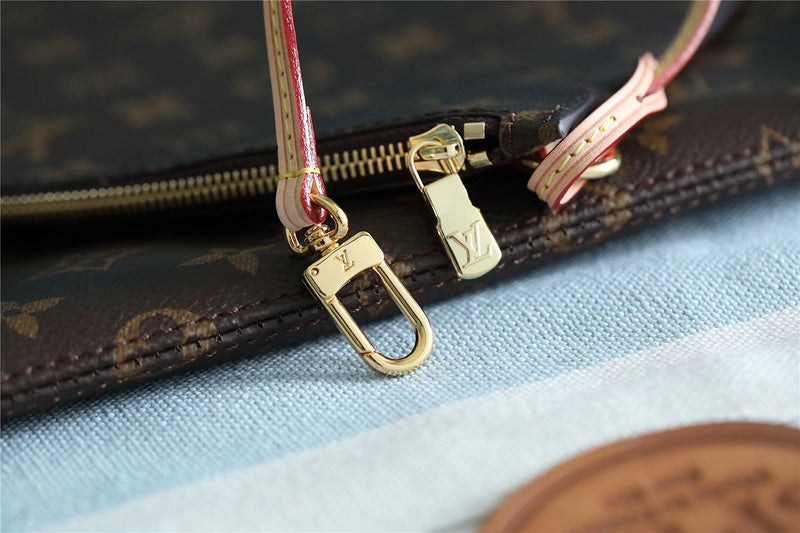 I W Fashion Lu-Vi bags - 8193