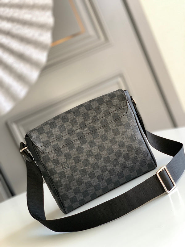 I W Fashion Lu-Vi Bags - 16949