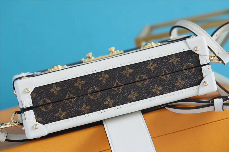 I W Fashion Lu-Vi bags - 8206