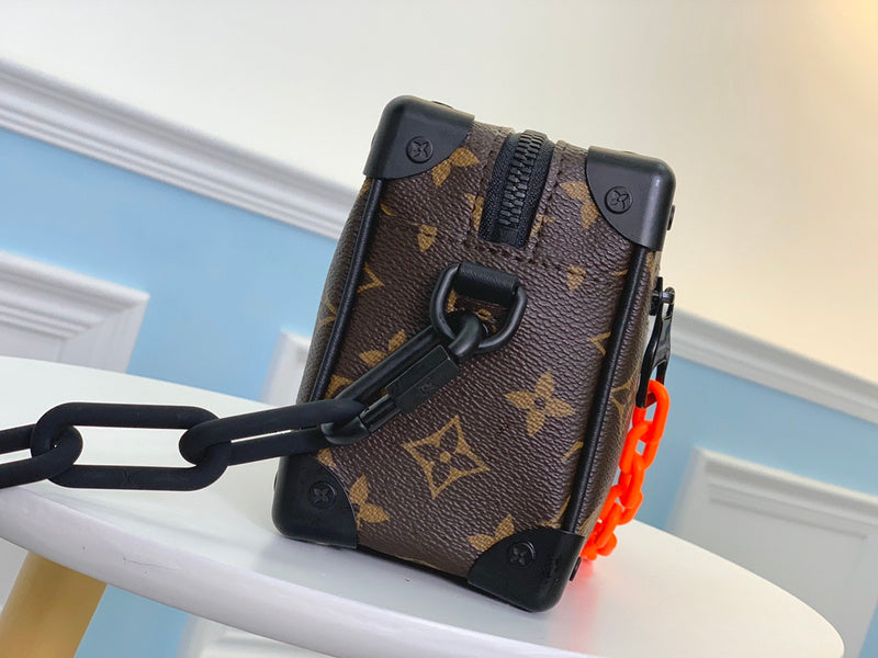 I W Fashion Lu-Vi bags - 17082