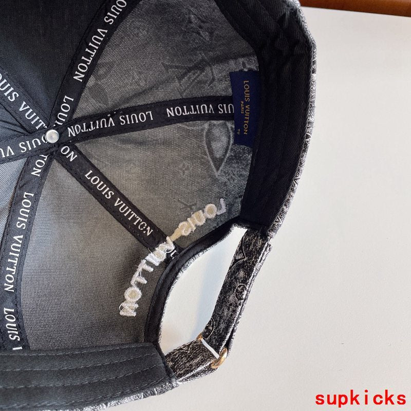Louis Vuitton Luxury Cap