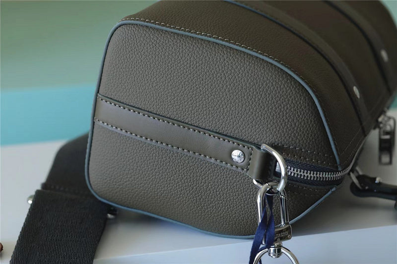 I W Fashion Lu-Vi bags - 11231