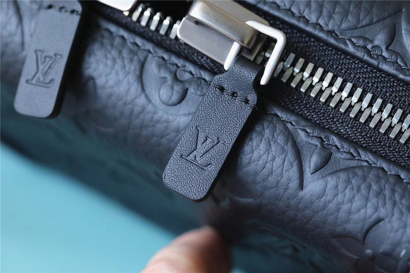 I W Fashion Lu-Vi bags - 10242