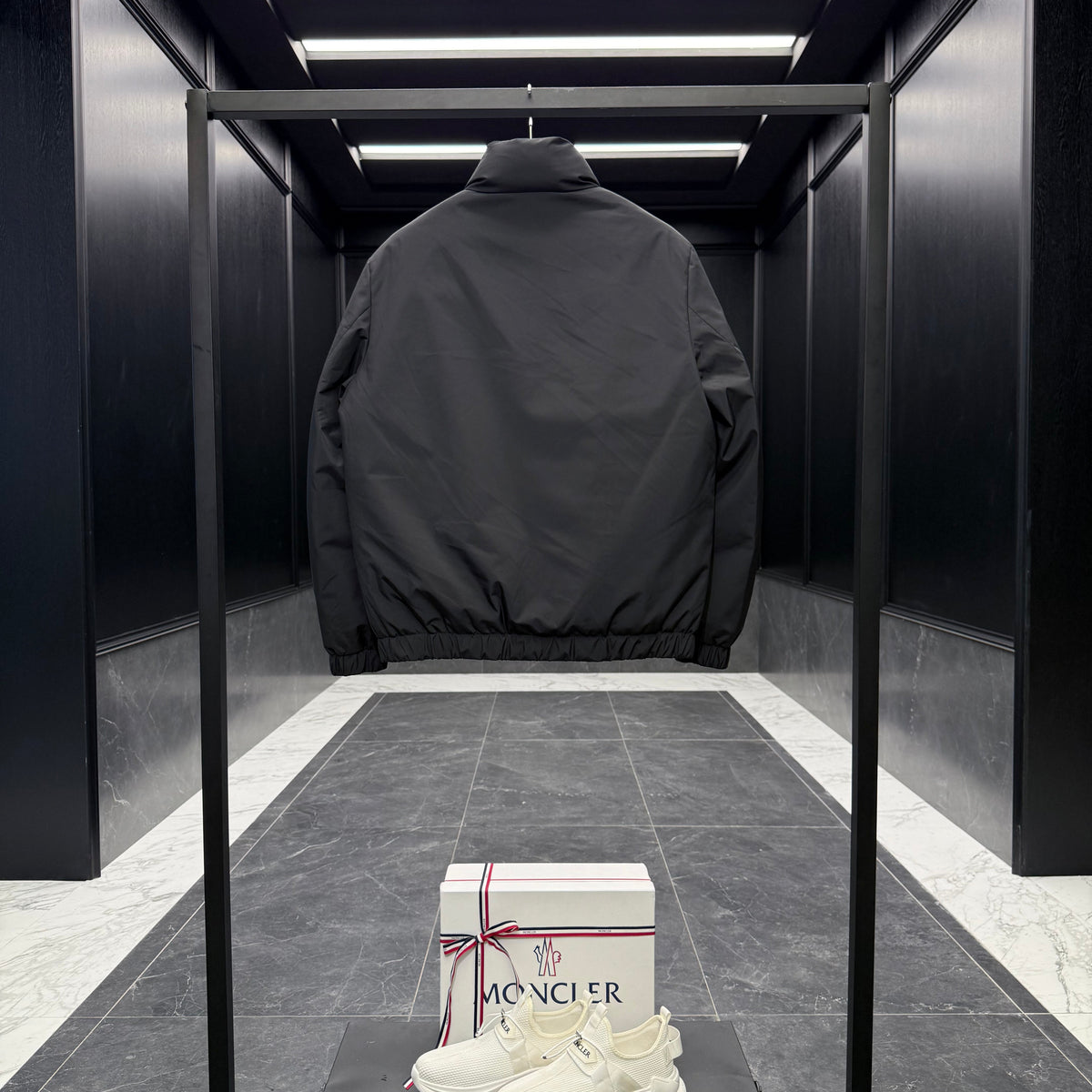 MONC LUSERNA JACKET